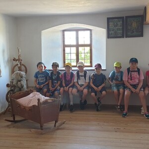 Räuberleben im Freilandmuseum Neusath-Perschen (GS Trausnitz)