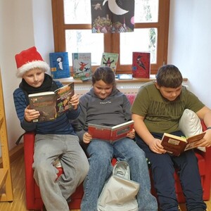 Eine ganze Schule in der Stadtbücherei Pfreimd (GS Trausnitz)