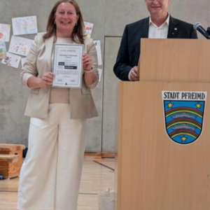 Landgraf-Ulrich-Schule Pfreimd erhält Titel „Schule ohne Rassismus – Schule mit Courage“